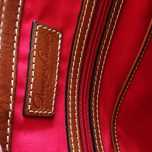 NWT Dooney & Bourke Ivory Zip Zip Pebbled Leather Satchel π€π€π - Picture 10 of 16